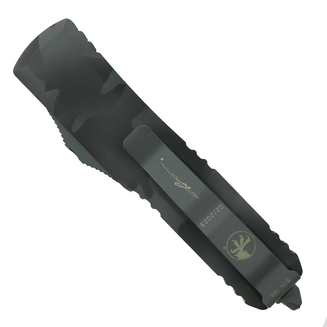 Microtech Signature Series Urban Camo UTX-85 OTF Auto Knife, Dagger Blade 2 Microtech Signature Series Urban Camo UTX-85 OTF Auto Knife, Dagger Blade - Image 2